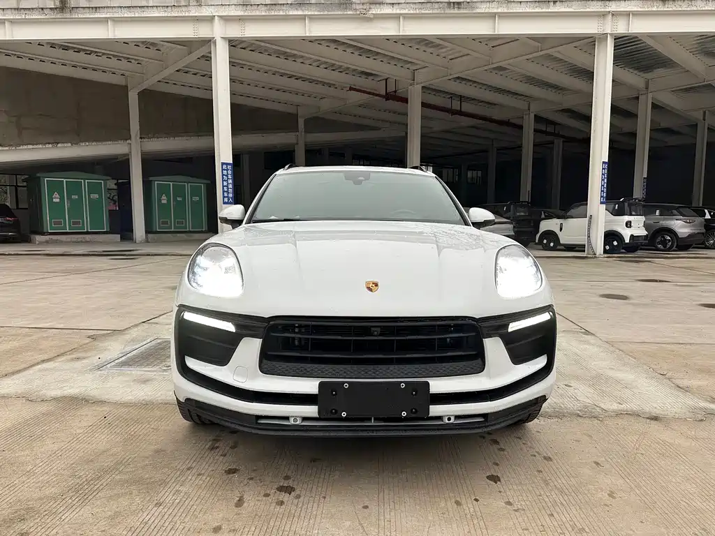 Porsche Macan 2018 — фото 2