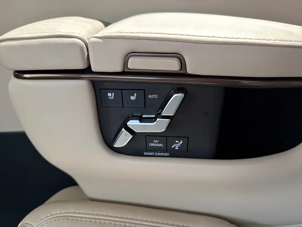 Toyota Alphard 2024 — фото 9