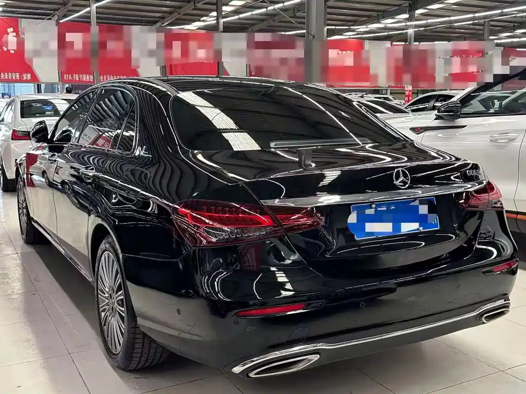 Mercedes-Benz E-Class 2022 — фото 5