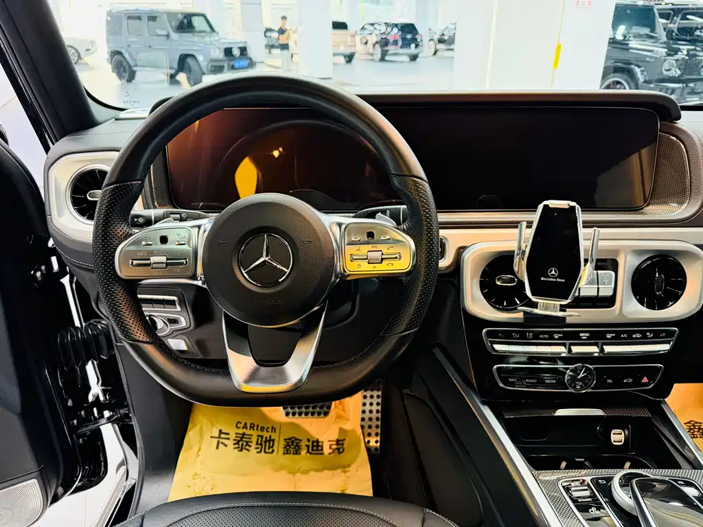 Mercedes-Benz G-Class 2019 — фото 11
