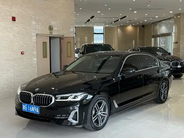 BMW 5 Series 2023