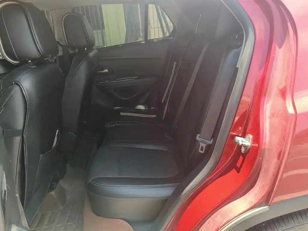 Chevrolet Trax 2014 — фото 15
