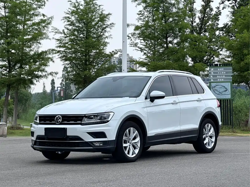 Volkswagen Tiguan 2018 — фото 2