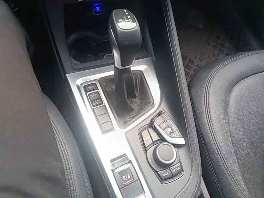 BMW X1 2016 — фото 14