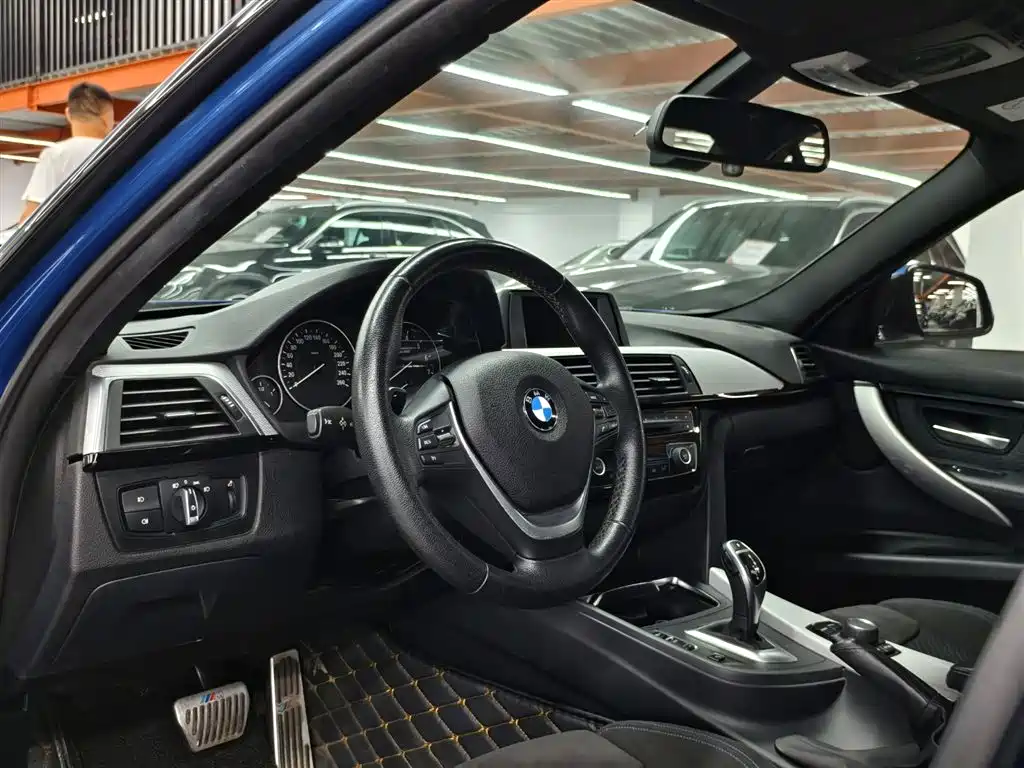 BMW 3 Series 2017