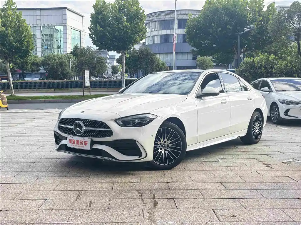 Mercedes-Benz C-Class 2025
