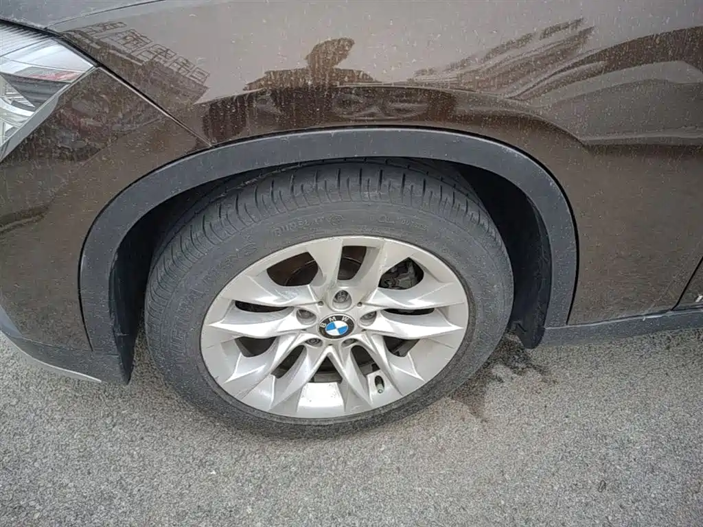 BMW X1 2015 — фото 23