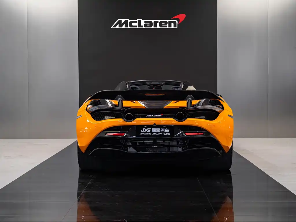 McLaren 720S 2020 — фото 13