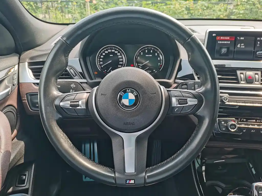 BMW X2 2020 — фото 12