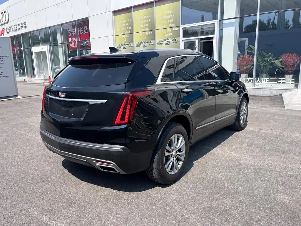 Cadillac XT5 2021 — фото 14