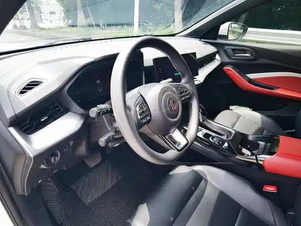 MG MG5 2023