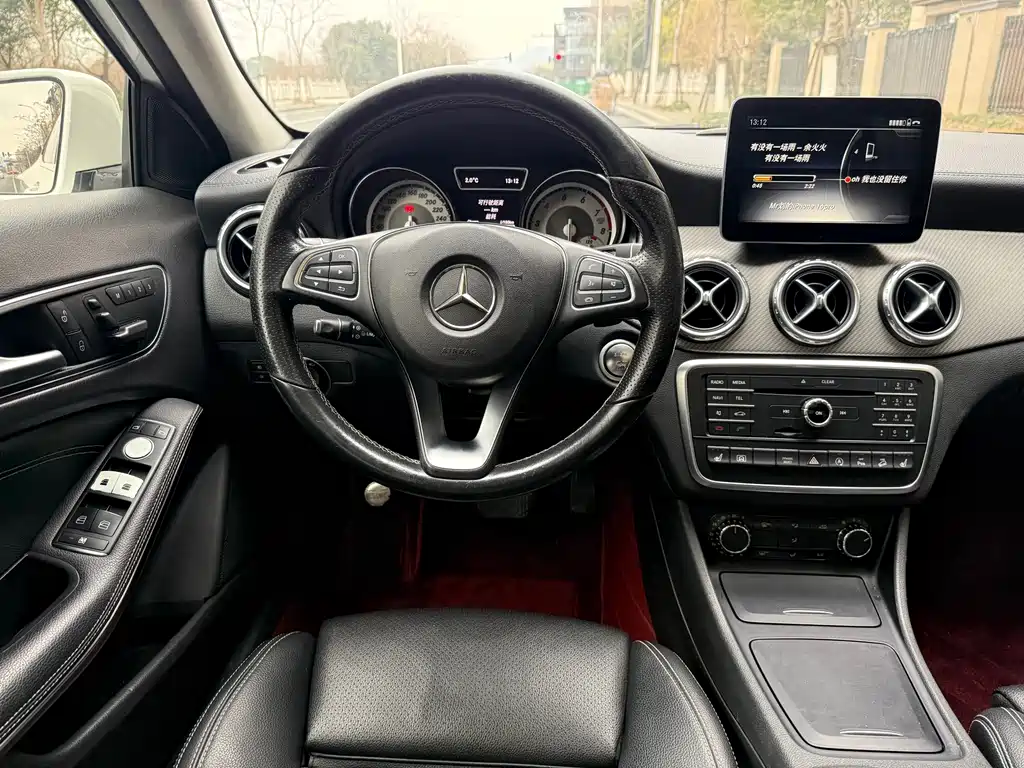 Mercedes-Benz GLA 2017 — фото 8
