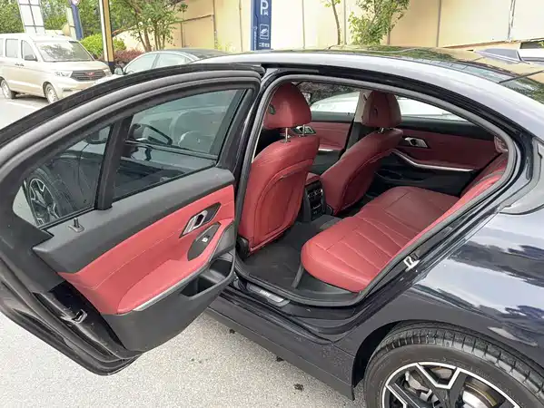 BMW i3 2025