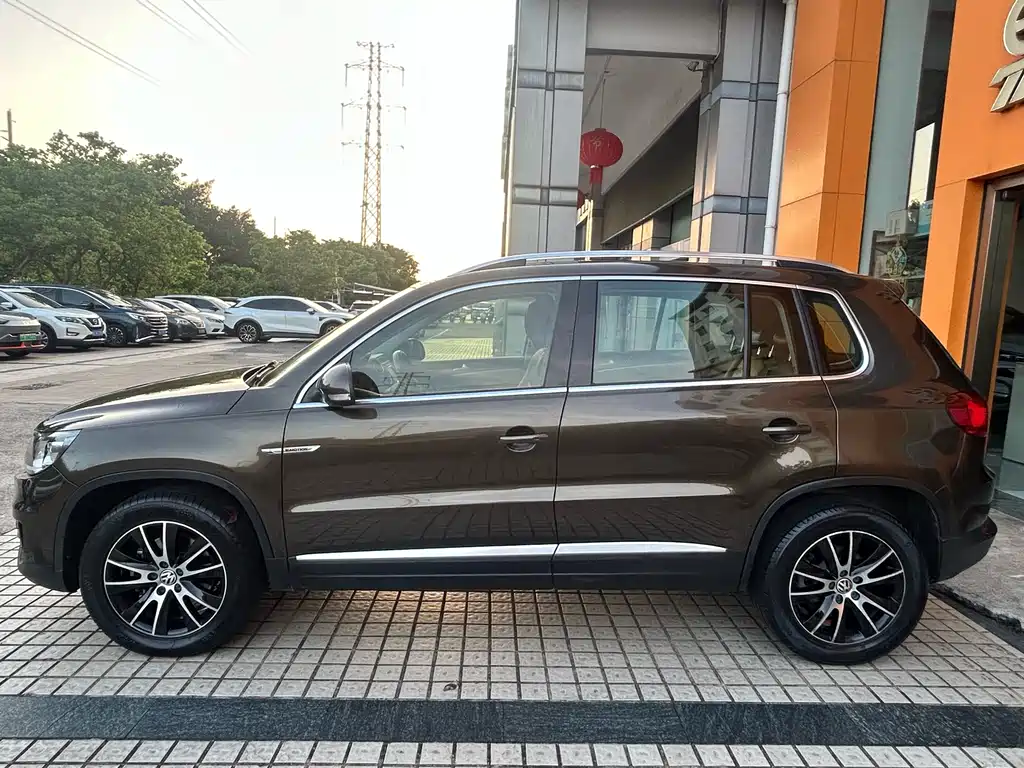 Volkswagen Tiguan 2016 — фото 8