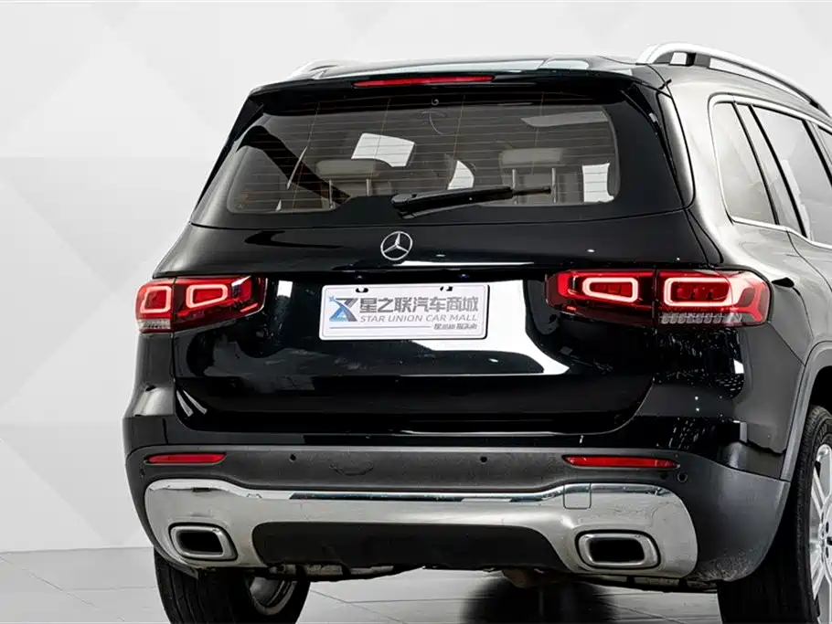 Mercedes-Benz GLB 2023