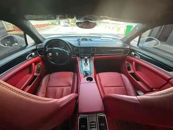 Porsche Panamera 2013