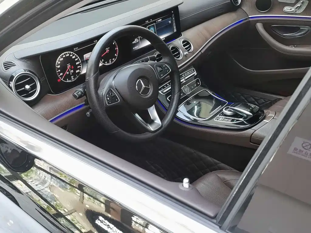 Mercedes-Benz E-Class 2016 — фото 10