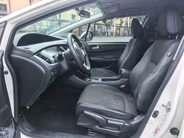 Honda Jade 2014