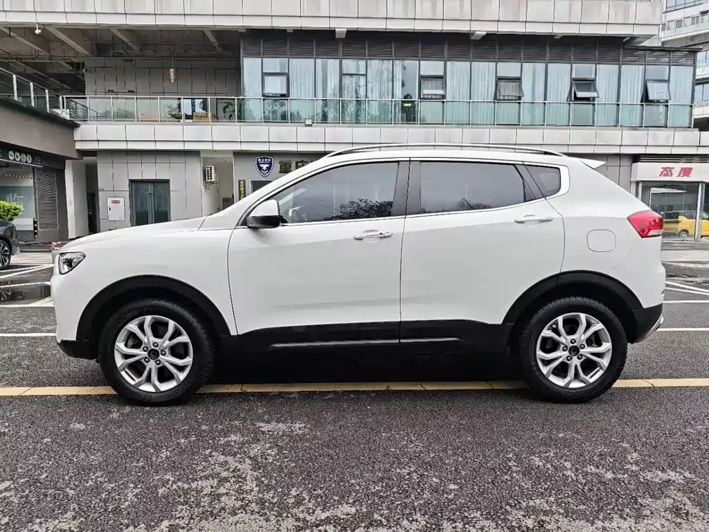 Haval H2s 2018 — фото 5