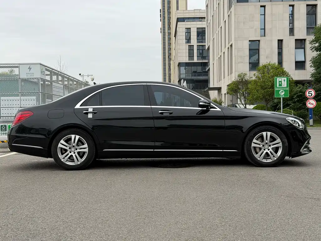 Mercedes-Benz S-Class 2017 — фото 11