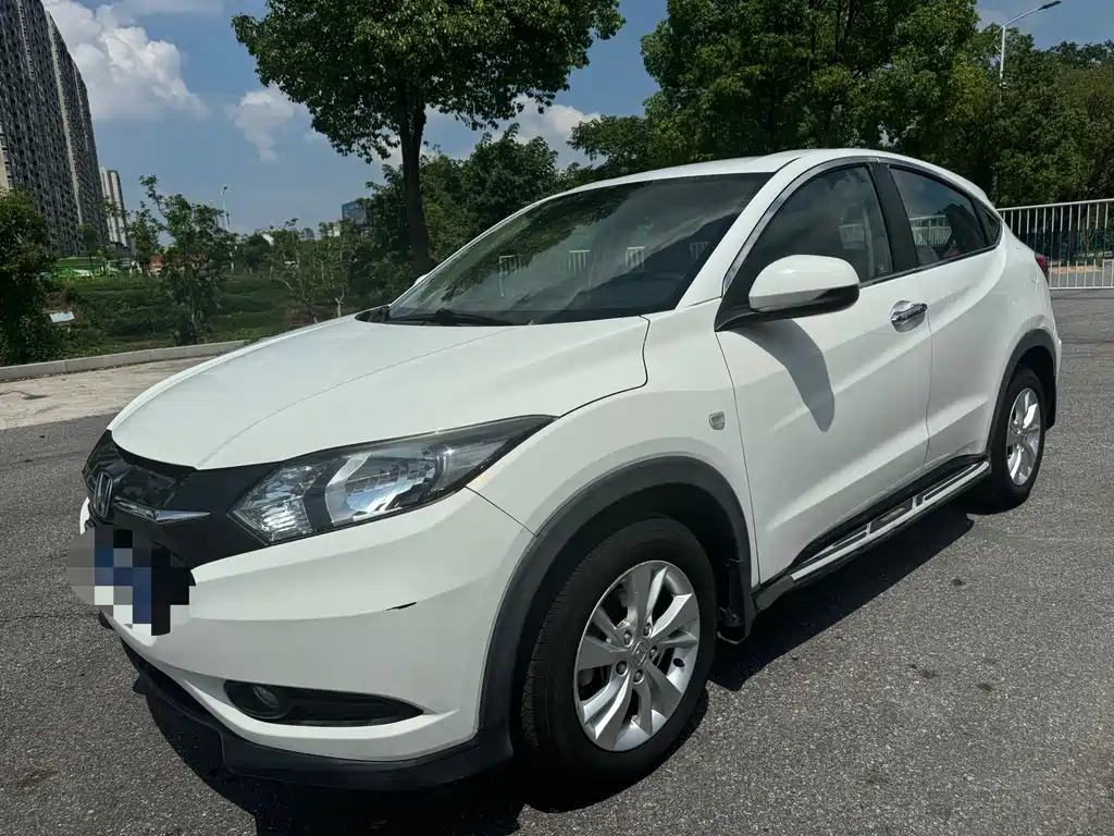 Honda Vezel 2016