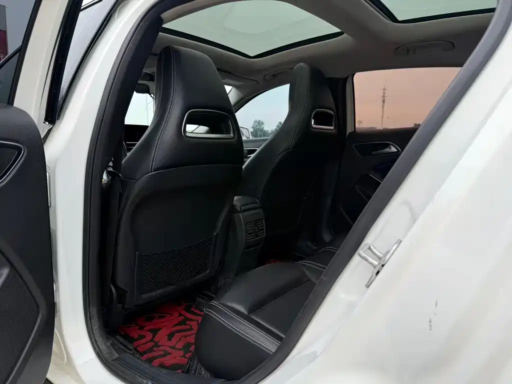 Mercedes-Benz GLA 2015 — фото 6