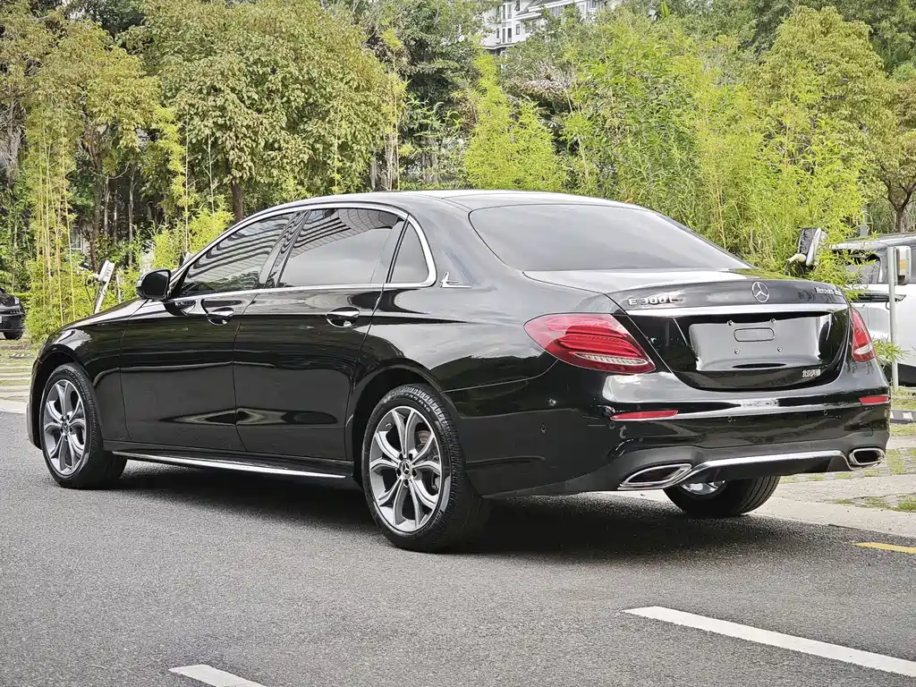 Mercedes-Benz E-Class 2020 — фото 4