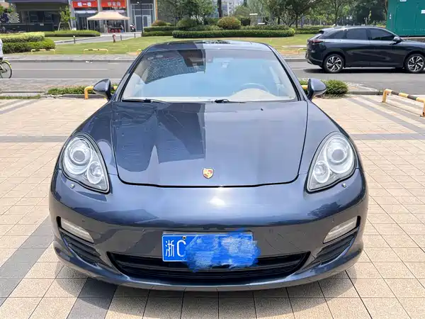 Porsche Panamera 2010