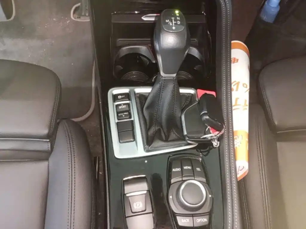 BMW 1 Series 2017 — фото 14