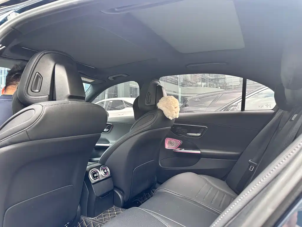 Mercedes-Benz C-Class 2023