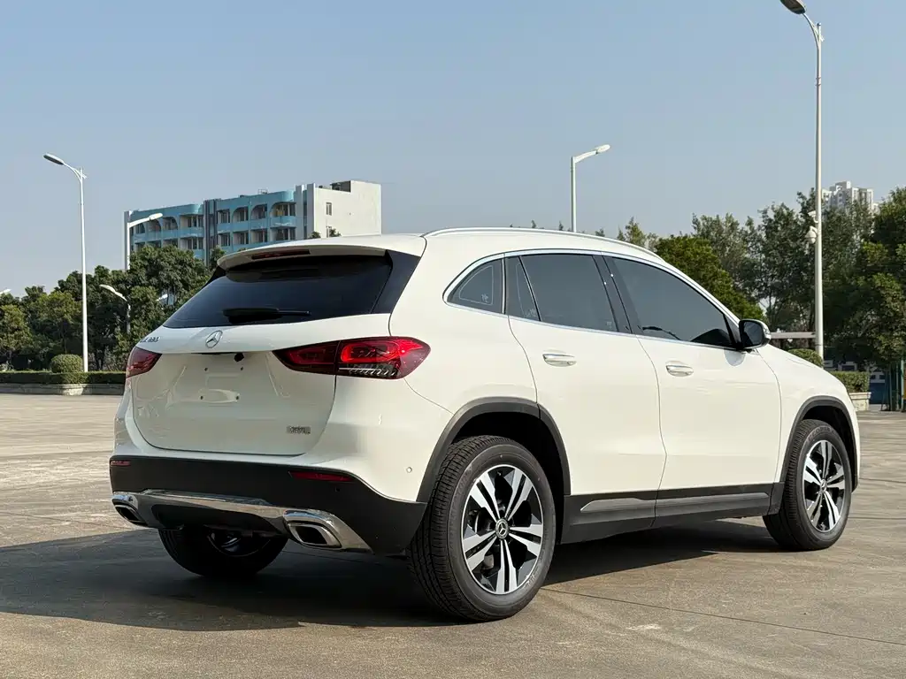 Mercedes-Benz GLA 2022