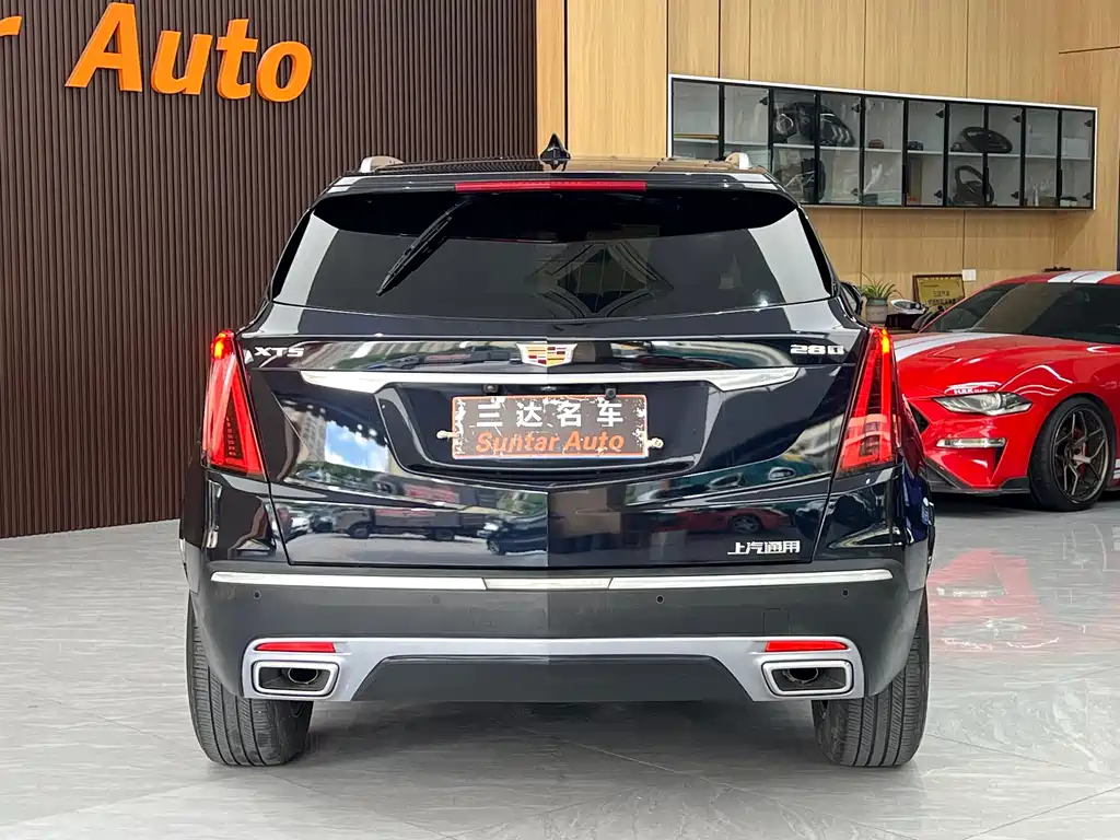 Cadillac XT5 2020 — фото 5