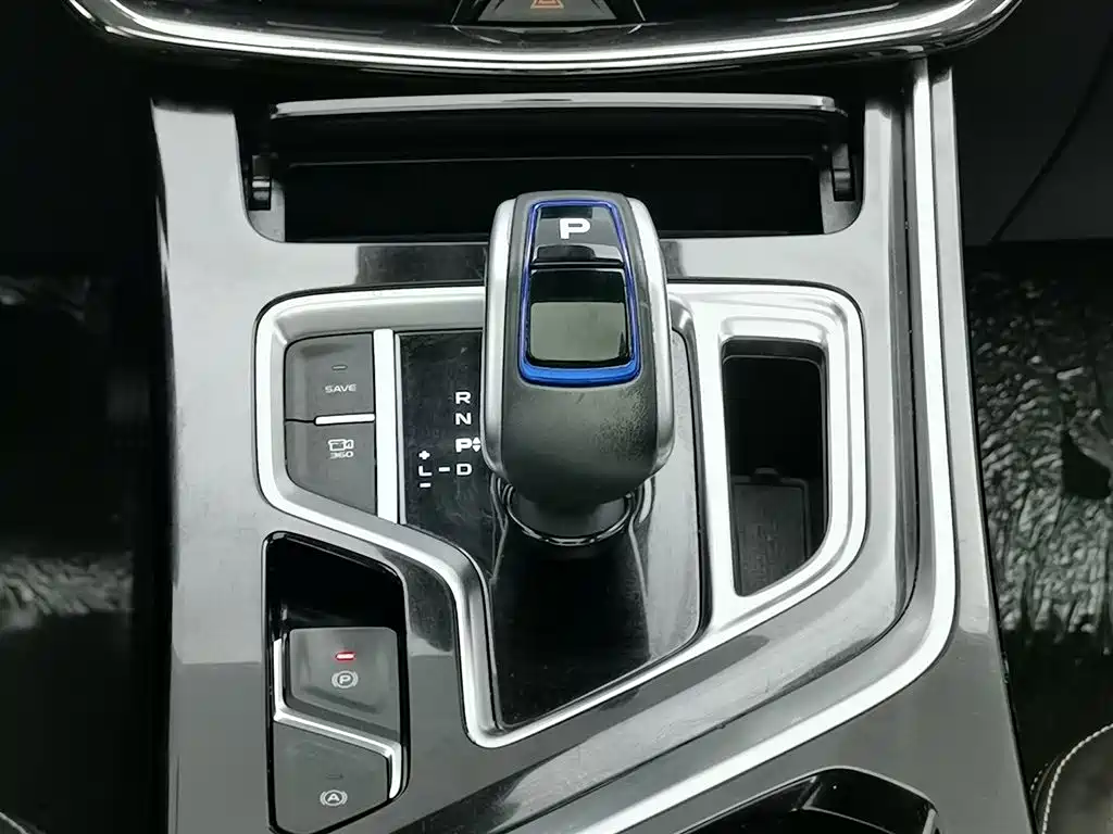 Geely Jia Ji New Energy 2019 — фото 13