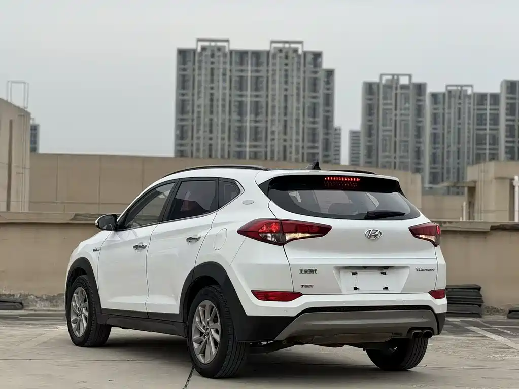 Hyundai Tucson 2018 — фото 7