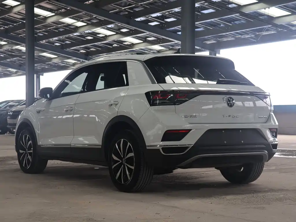 Volkswagen T-Roc 2023