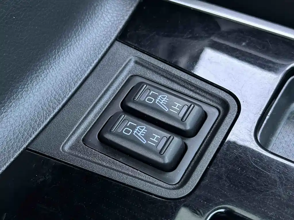 Mitsubishi Outlander 2022 — фото 13