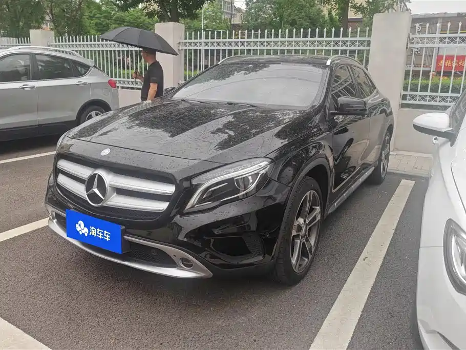 Mercedes-Benz GLA 2016 — фото 1