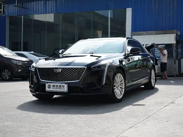 Cadillac CT6 2022