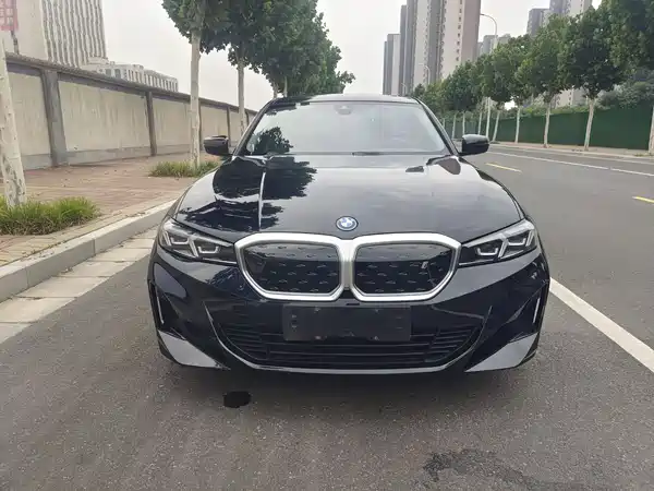 BMW i3 2024