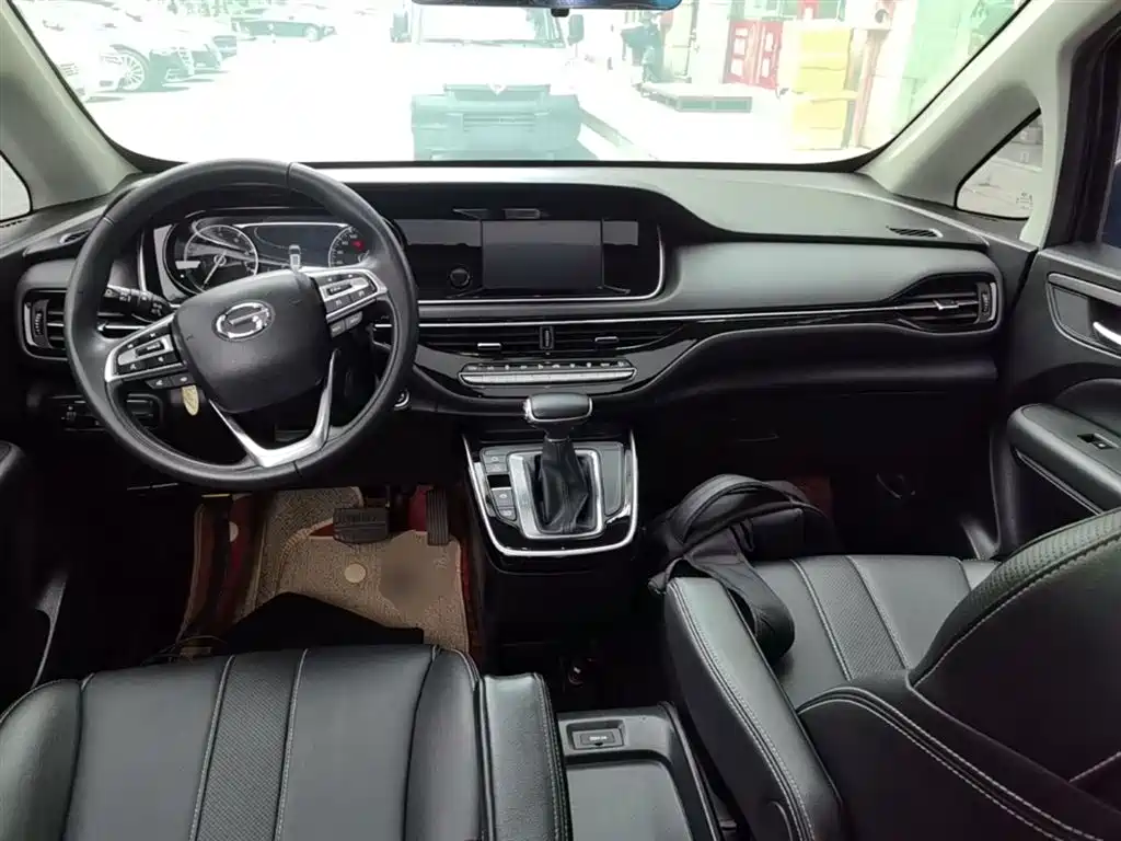 GAC Motor Trumpchi M6 2021 — фото 10