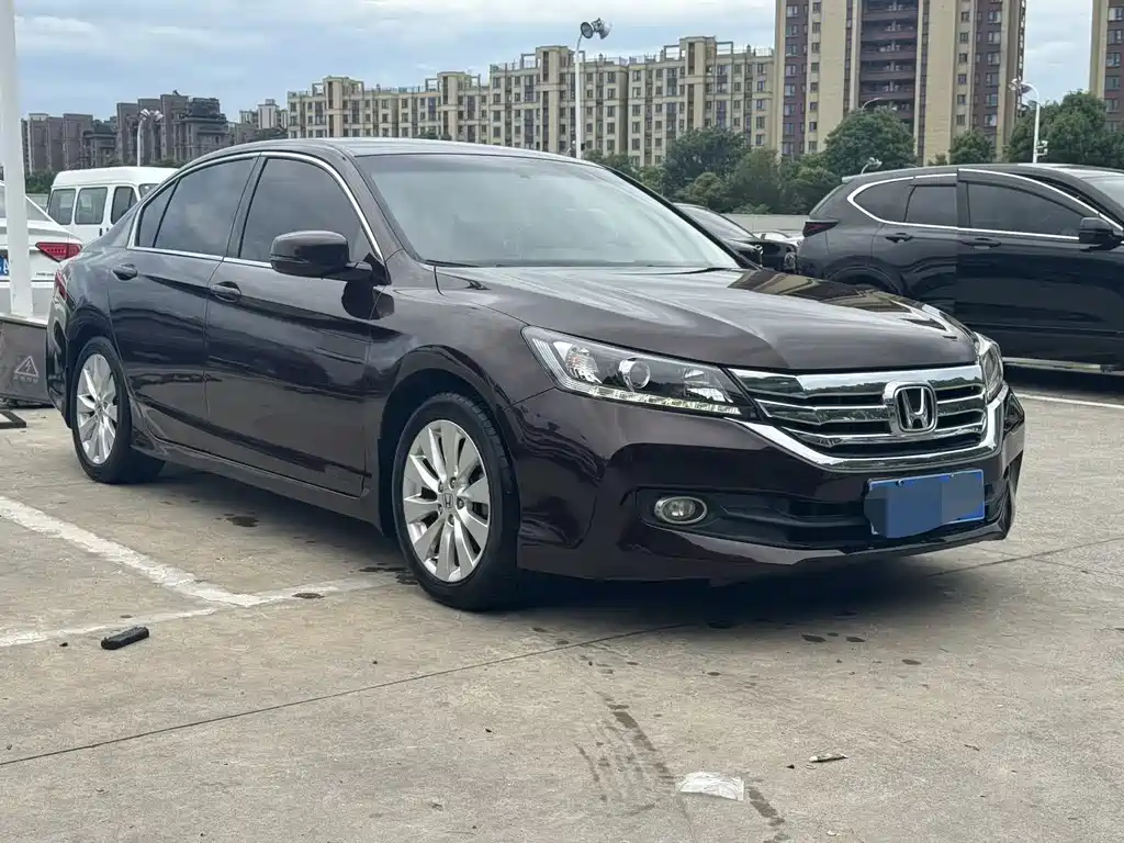 Honda Accord 2014 — фото 3