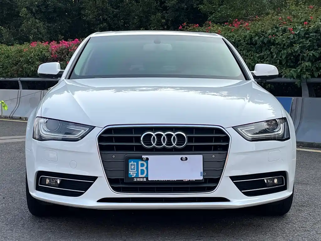 Audi A4L 2014 — фото 2