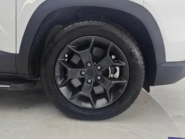 Geely ICON 2021