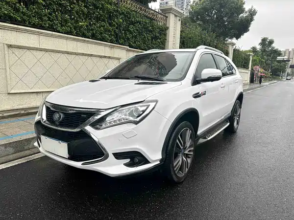 BYD Tang New Energy 2017