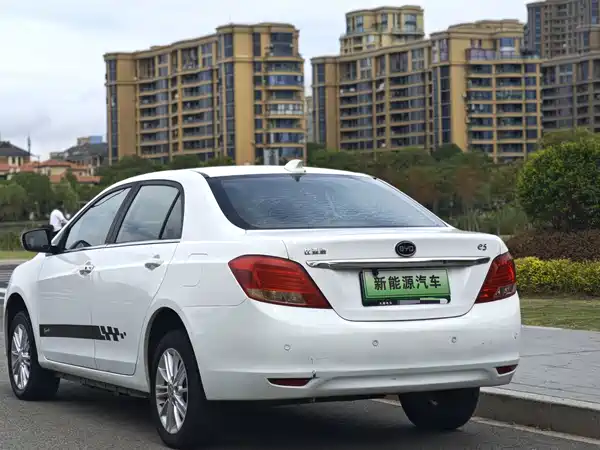BYD e5 2018