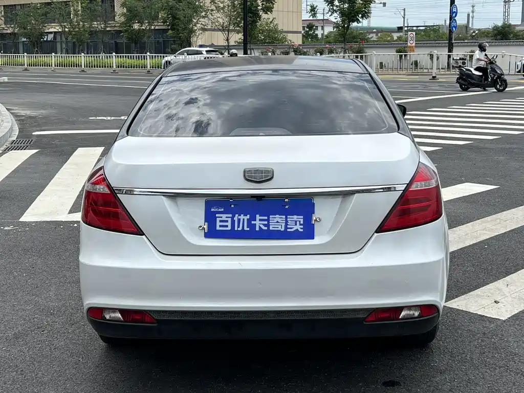 Geely Emgrand 2017