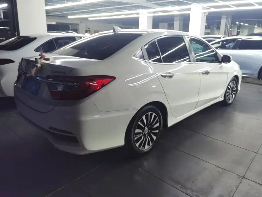 Honda Crider 2014