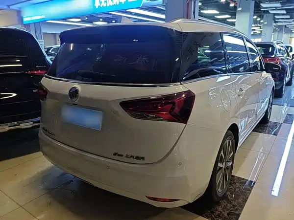 Buick GL6 2023