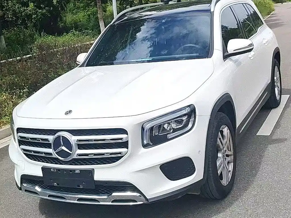 Mercedes-Benz GLB 2022 — фото 1
