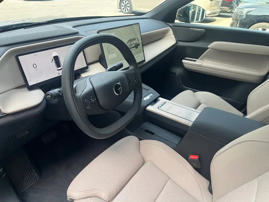 Volvo XC70 PHEV 2026 — фото 10